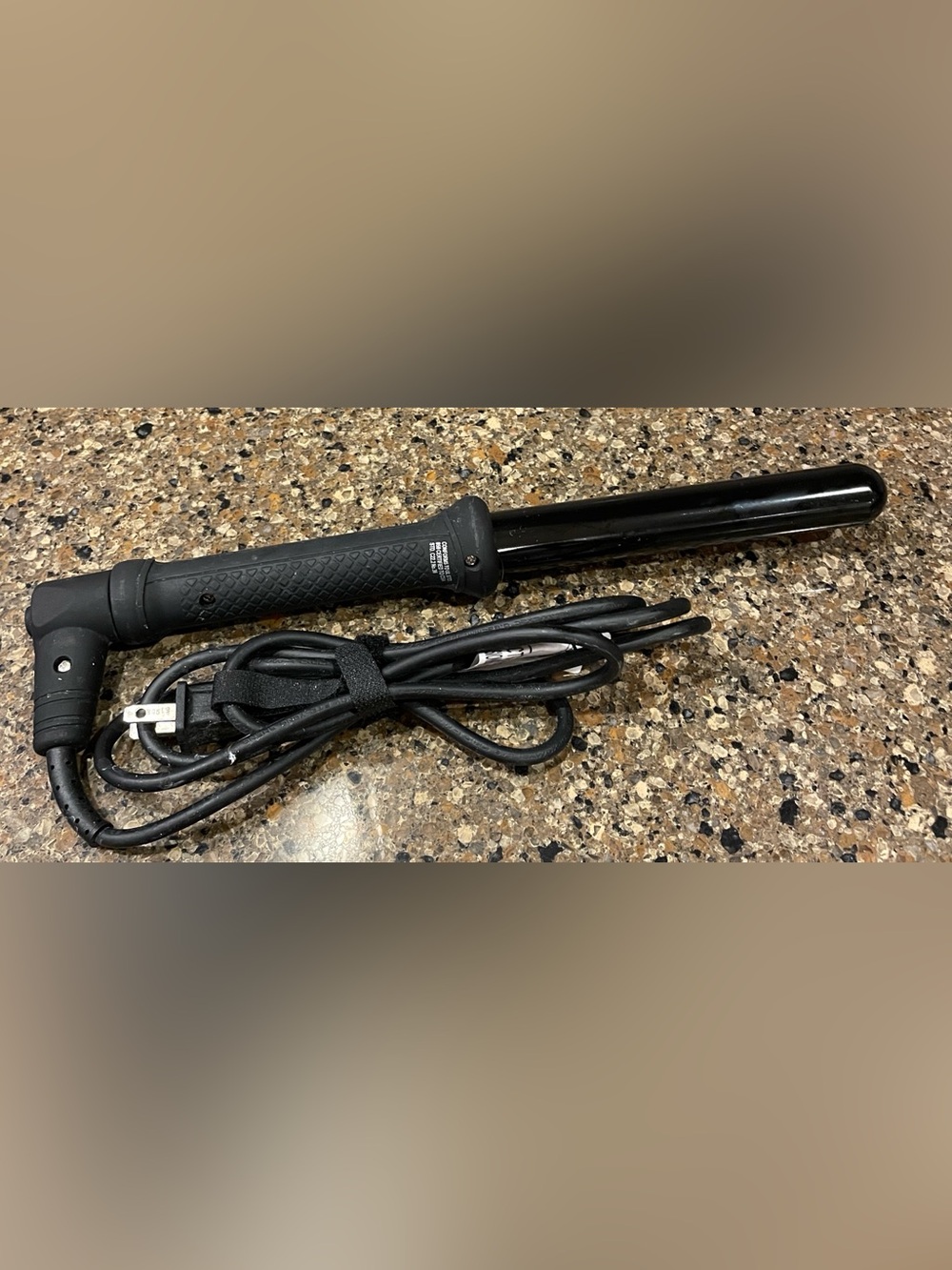 L'ange Hair Curling Wand HT015B Lange Curling Iron 1-1/2 “ Black NWOT